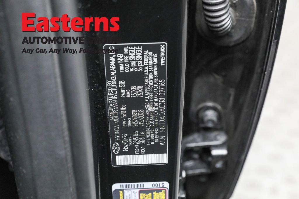 Used 2024 Hyundai Santa Cruz SE image 33