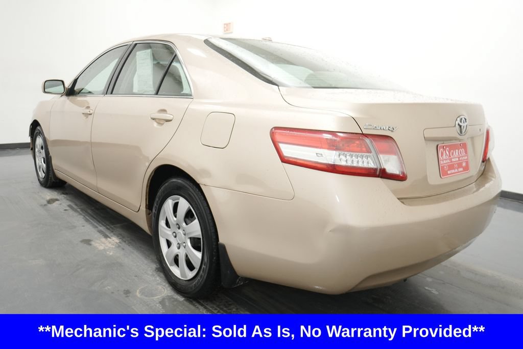 Used 2010 Toyota Camry LE FWD image 6