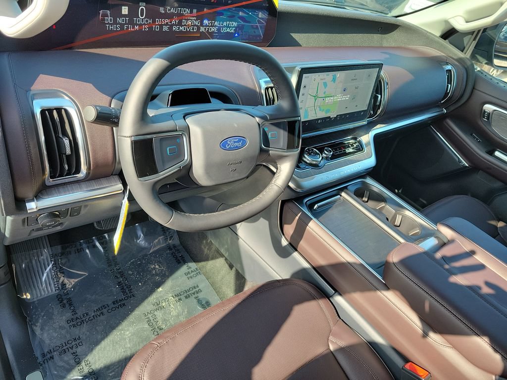 New 2026 Ford Expedition Platinum w/ Platinum Ultimate Package AWD/4WD image 13