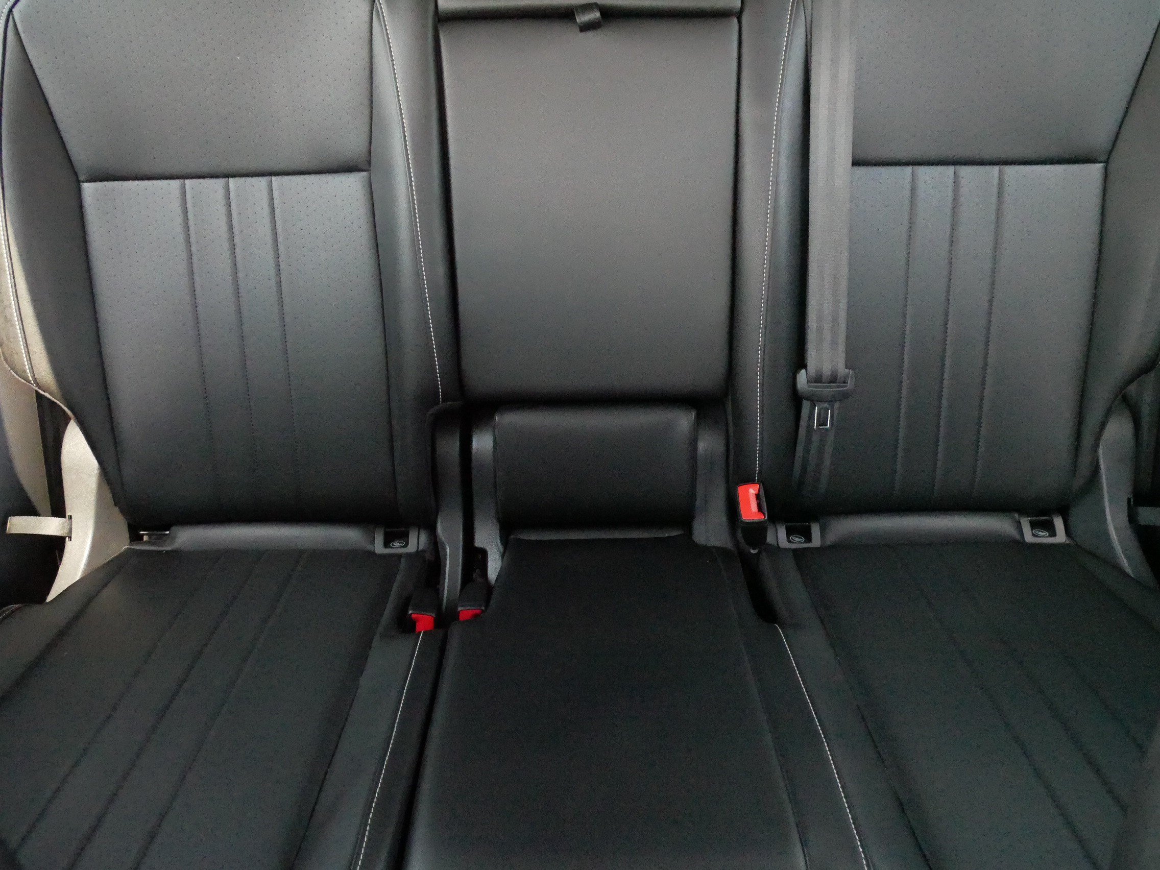 Certified 2023 Volkswagen Tiguan SE FWD image 13