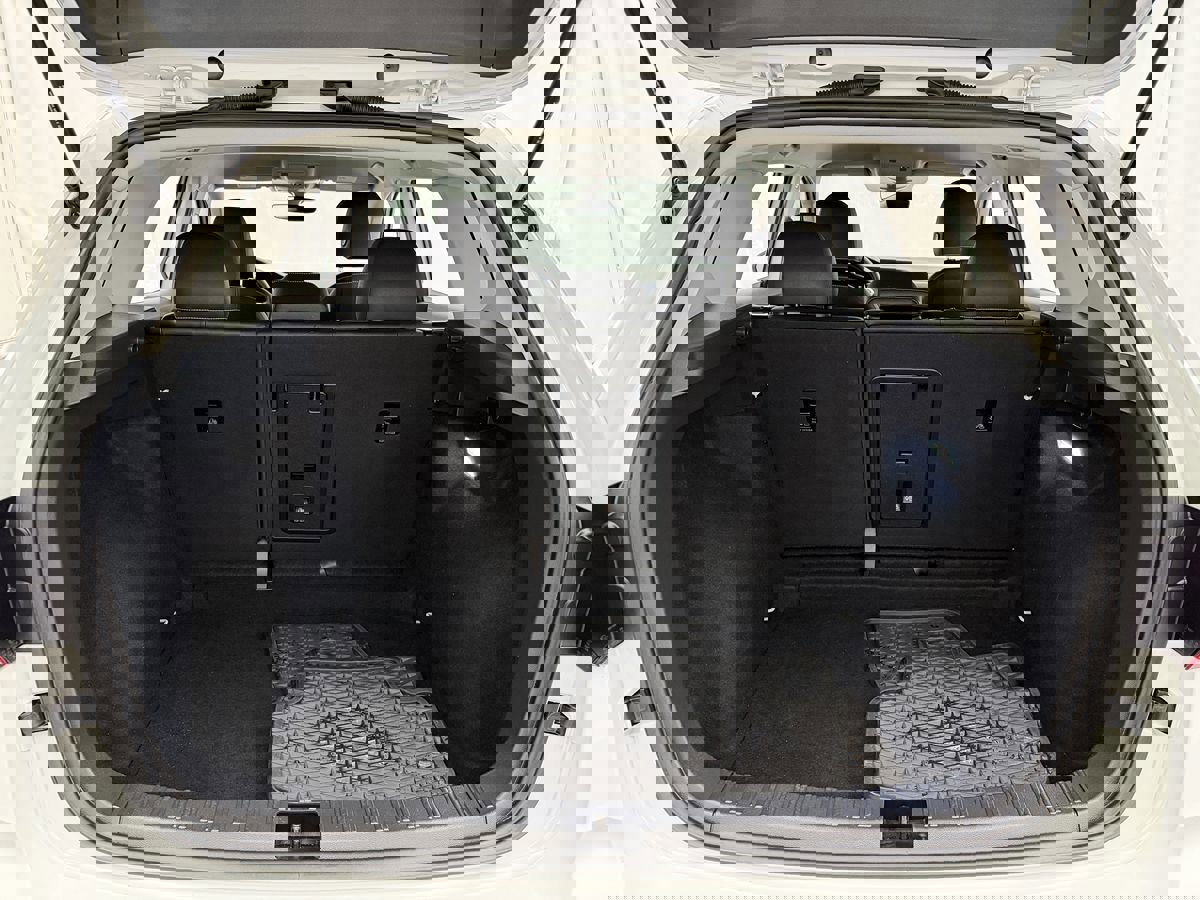 Used 2024 Volkswagen Taos SE FWD image 26