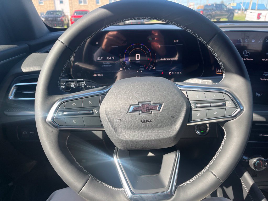 New 2027 Chevrolet Traverse LT w/ Midnight/Sport Edition FWD image 19