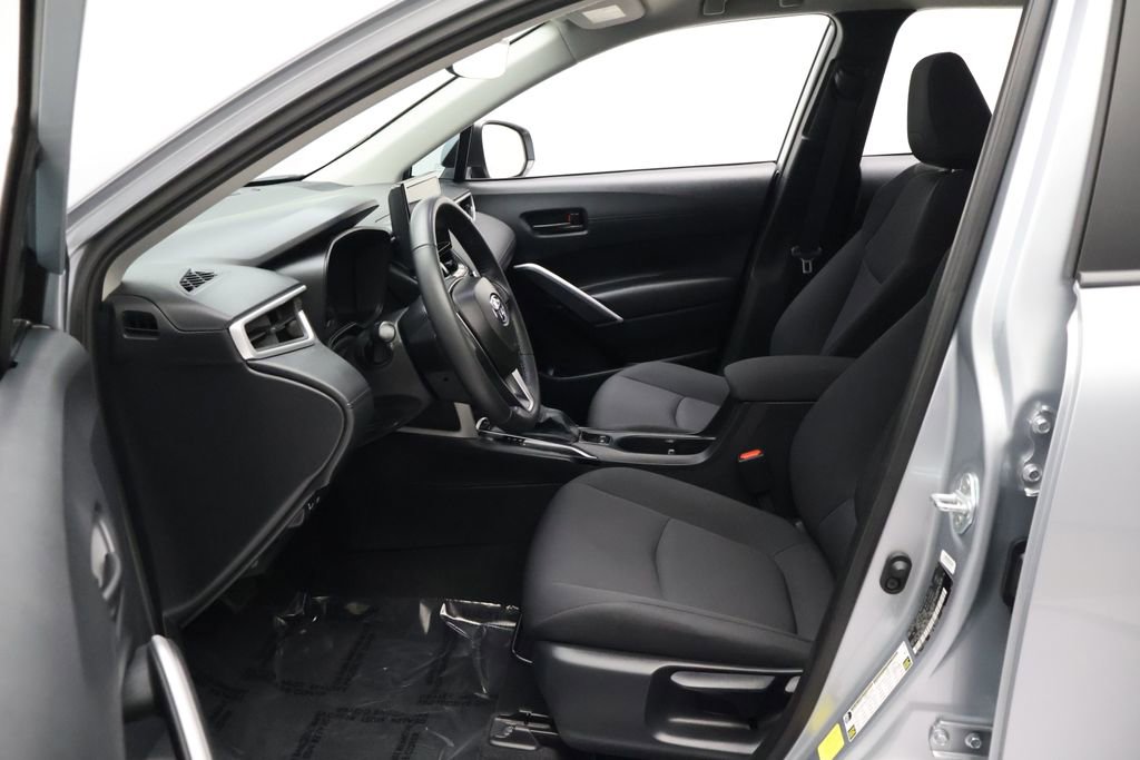 Certified 2024 Toyota Corolla Cross LE image 14