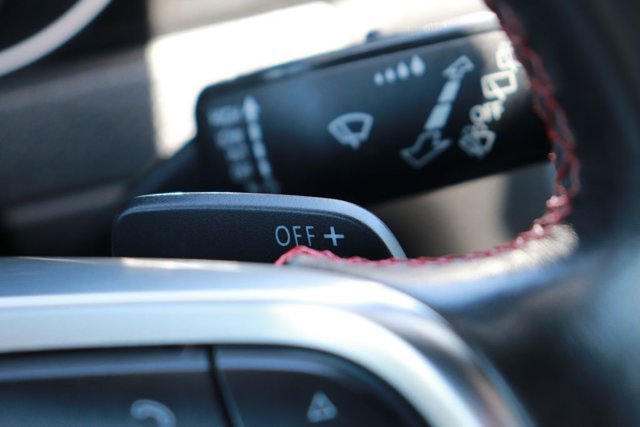 Used 2018 Volkswagen GTI SE FWD image 20