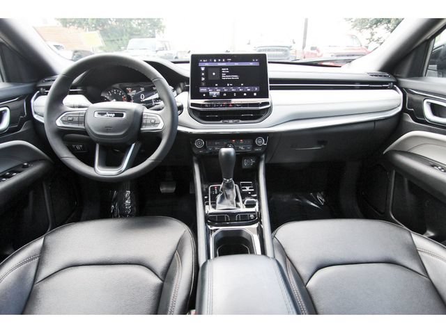 Used 2024 Jeep Compass Limited AWD/4WD image 8