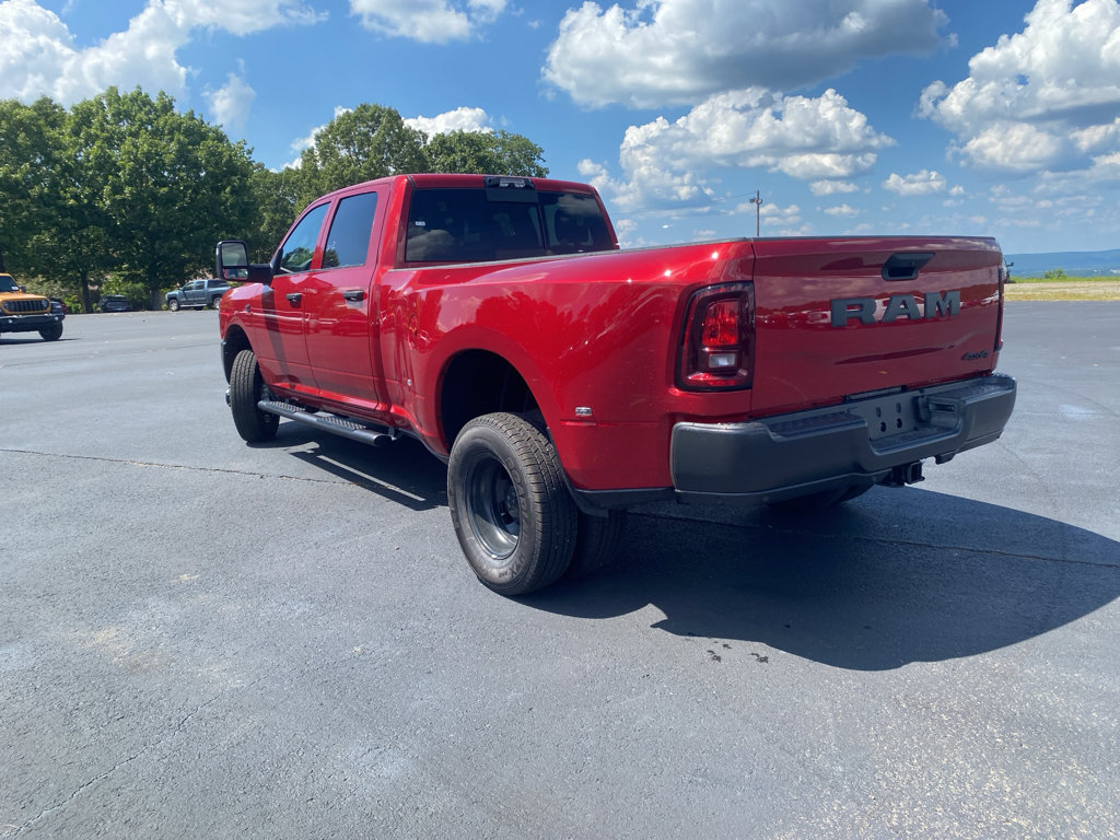 New 2026 RAM 3500 Tradesman AWD/4WD image 10