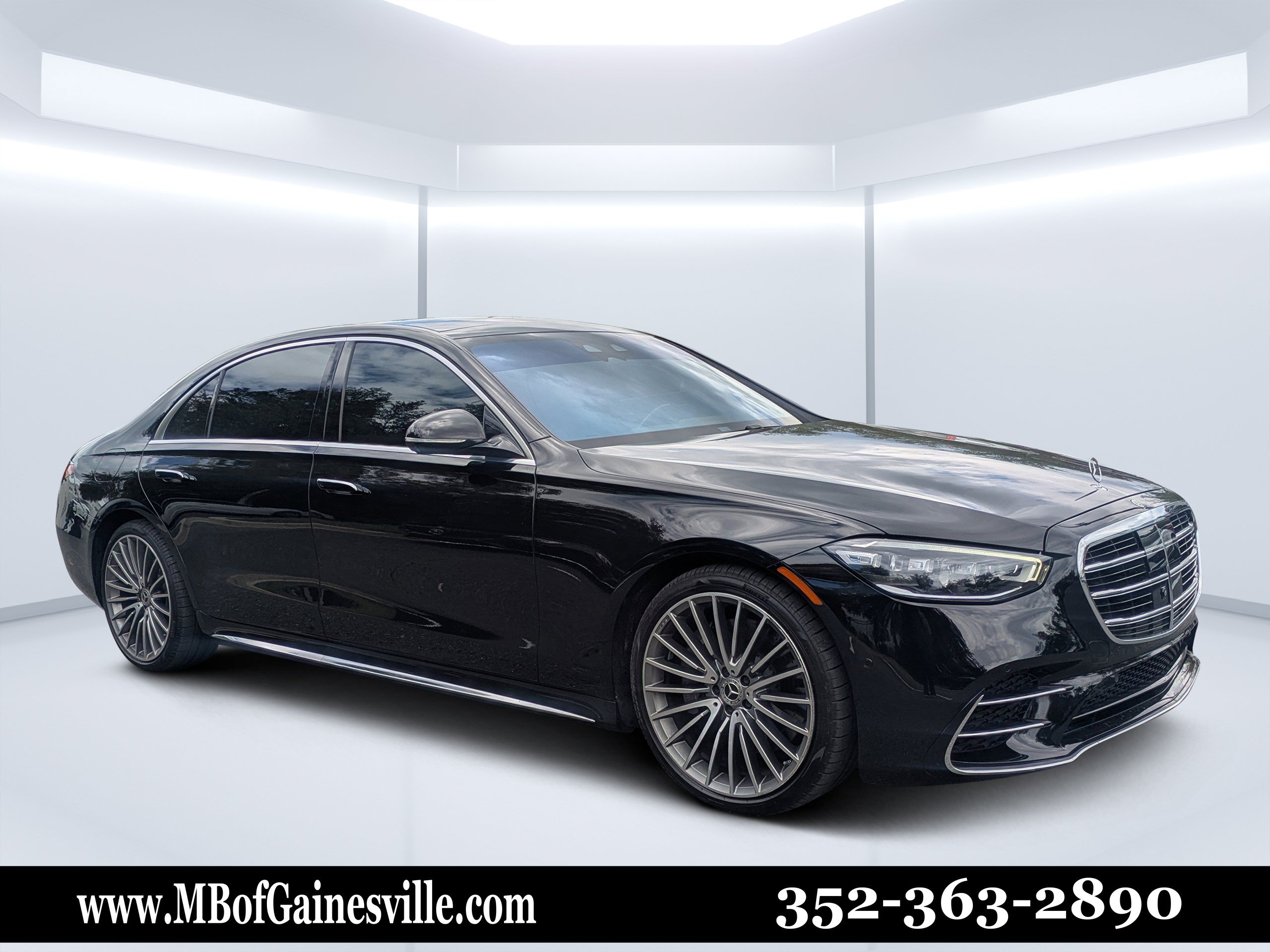 Certified 2023 Mercedes-Benz S 500 4MATIC image 1
