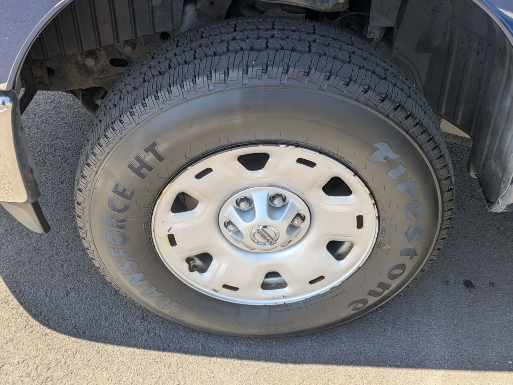 Used 2017 Nissan Titan SV AWD/4WD image 23