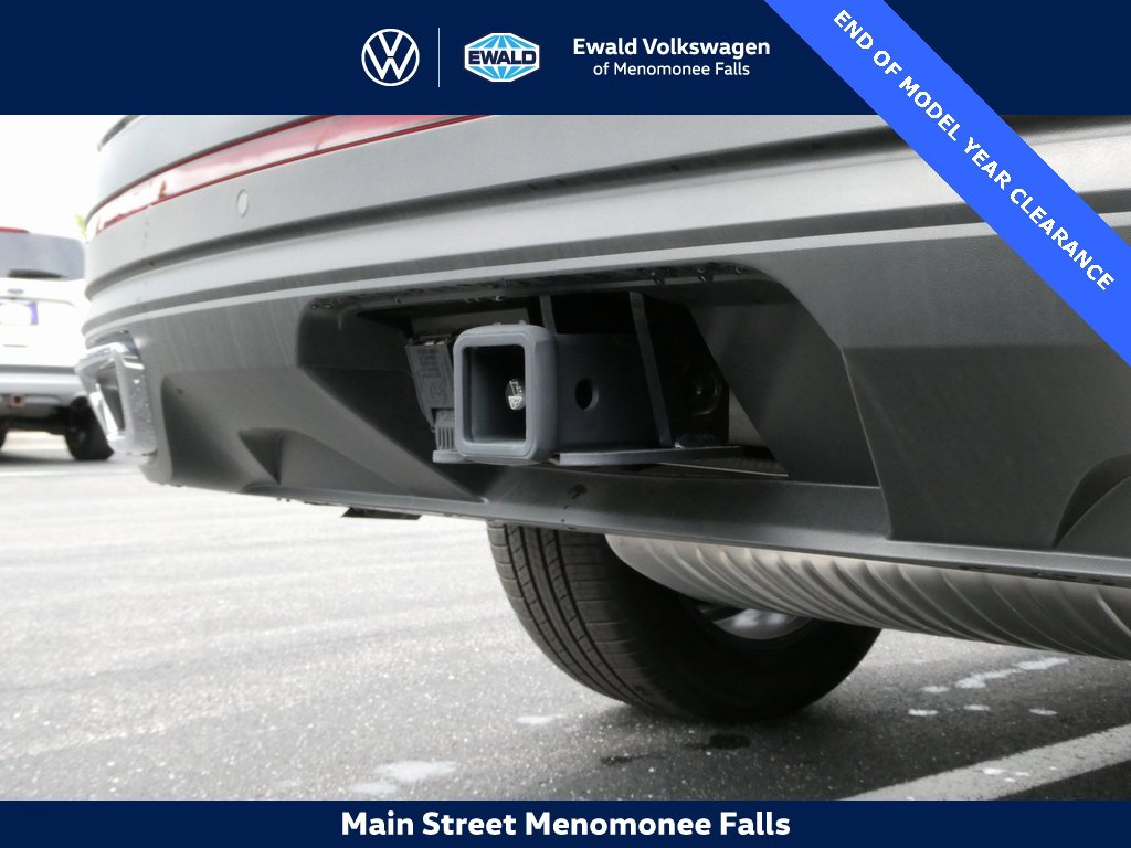 Certified 2025 Volkswagen Atlas SEL image 33