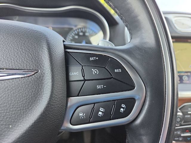 Used 2017 Chrysler 300 C Platinum w/ Safetytec Group II AWD/4WD image 17