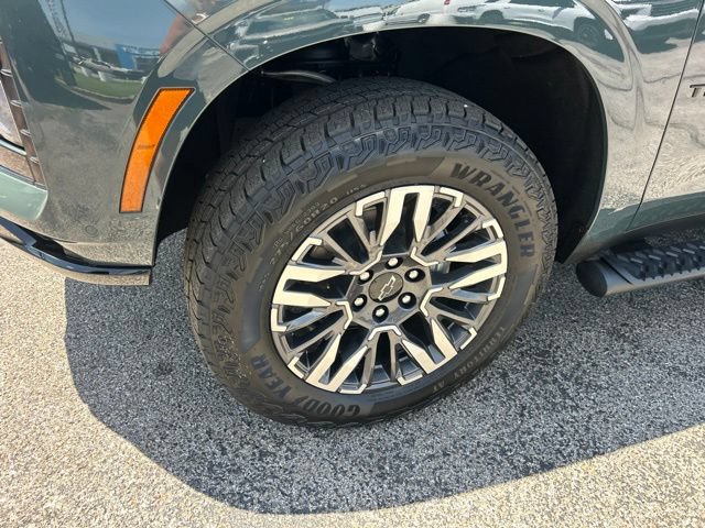 New 2026 Chevrolet Tahoe Z71 w/ Comfort Package AWD/4WD image 10