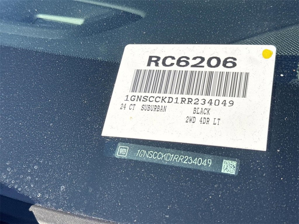 Used 2024 Chevrolet Suburban LT image 32