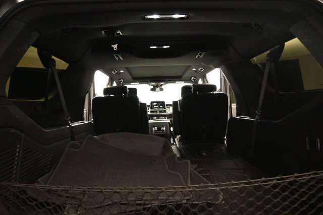 Used 2023 GMC Yukon XL AT4 w/ AT4 Premium Package AWD/4WD image 20