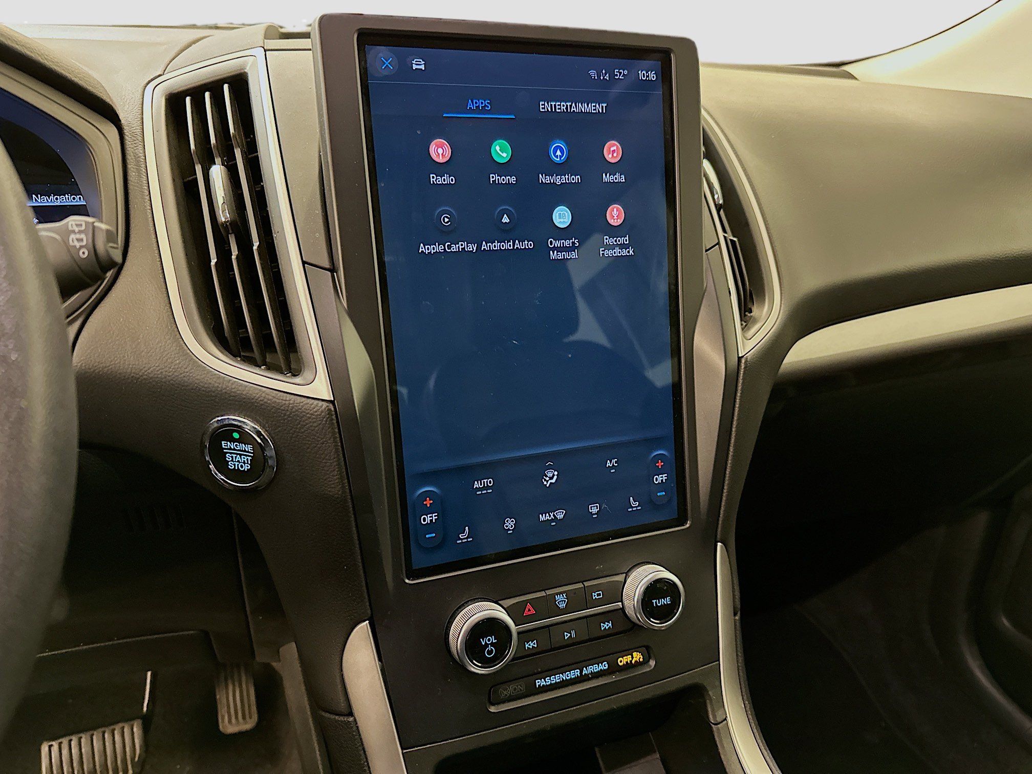 Used 2024 Ford Edge SEL image 26