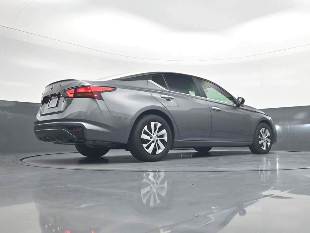 Used 2025 Nissan Altima 2.5 S image 23