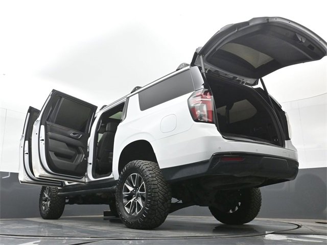Used 2023 Chevrolet Suburban Z71 w/ Luxury Package image 61
