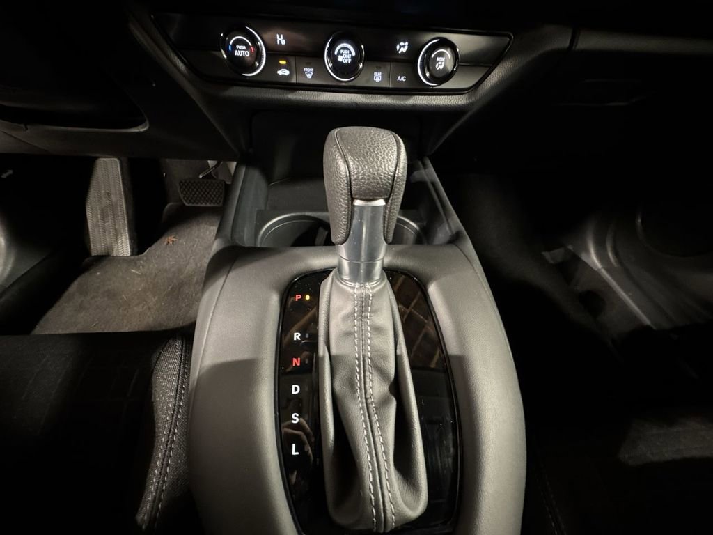 Used 2023 Honda HR-V LX image 25