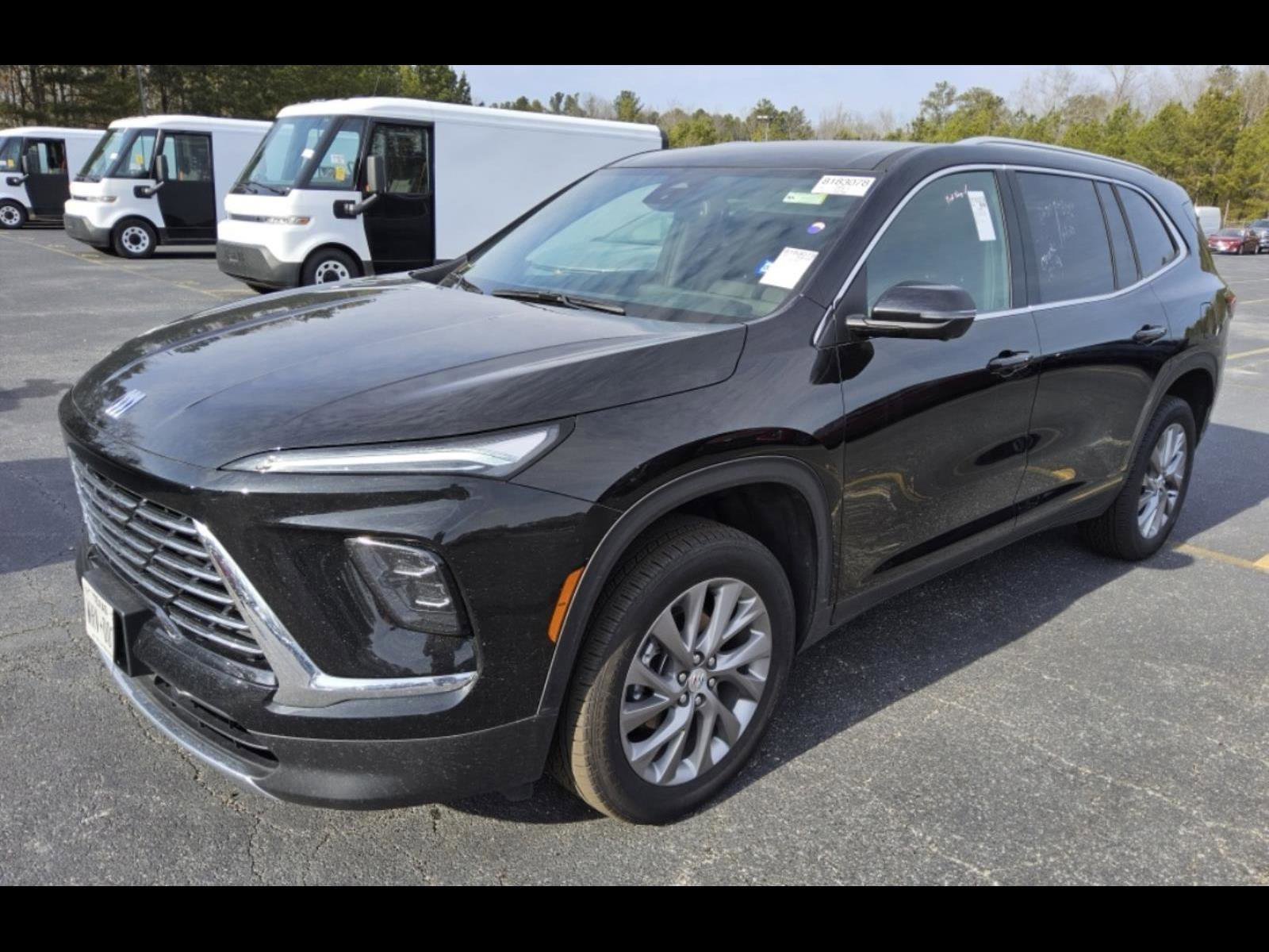 Used 2025 Buick Enclave Preferred image 1