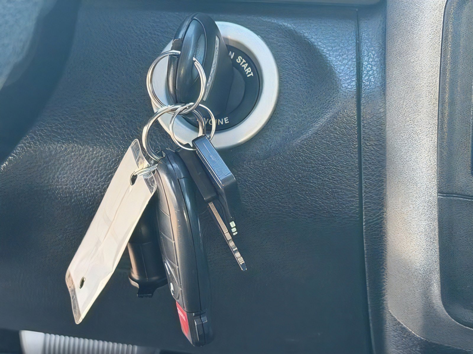 Used 2015 RAM 3500 Tradesman w/ Chrome Appearance Group image 31