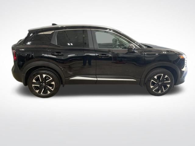 Certified 2025 Nissan Kicks SV w/ SV Premium Package image 6