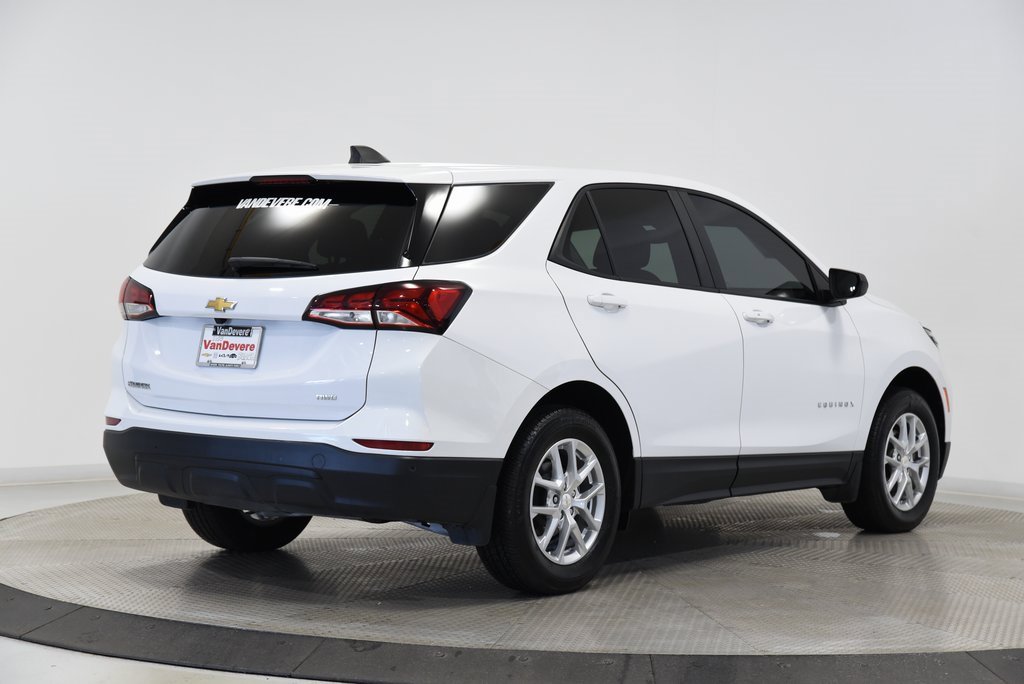 Used 2024 Chevrolet Equinox LS w/ LS Convenience Package image 10