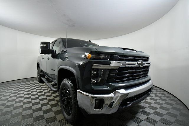 New 2026 Chevrolet Silverado 2500 LT w/ All Star Edition image 8