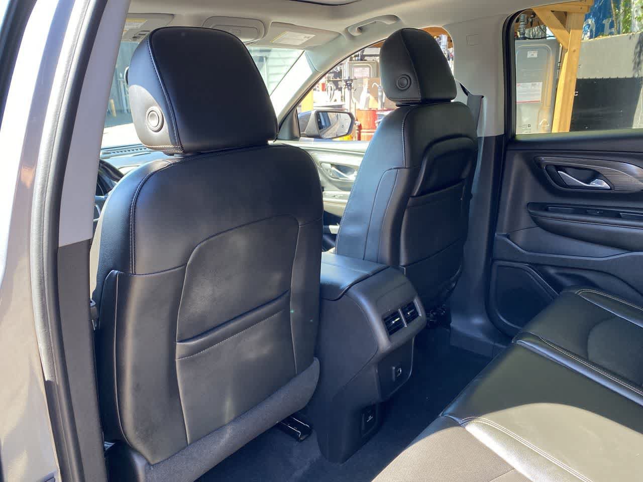 Used 2020 GMC Terrain SLT w/ Preferred Package AWD/4WD image 15