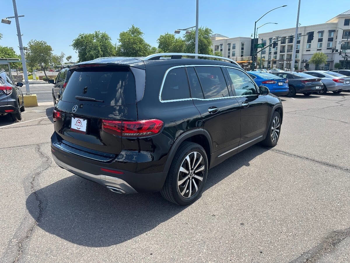 Used 2021 Mercedes-Benz GLB 250 image 4