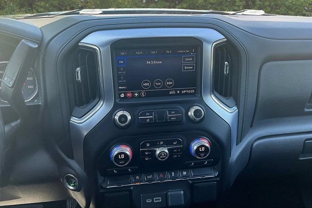 Used 2020 GMC Sierra 1500 SLE w/ SLE Value Package AWD/4WD image 10