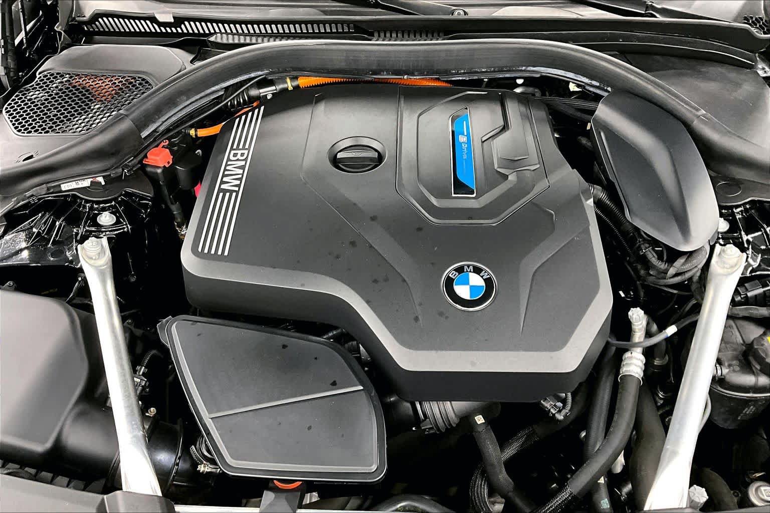 Used 2021 BMW 530e RWD image 31