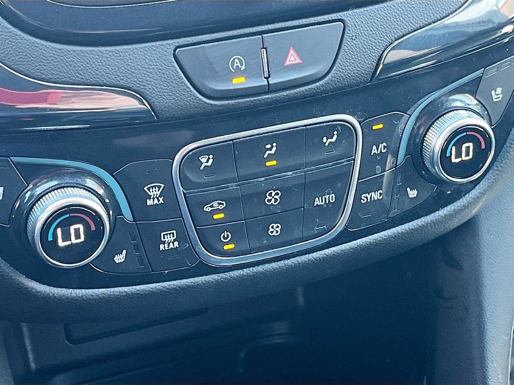 Used 2024 Chevrolet Equinox Premier AWD/4WD image 16