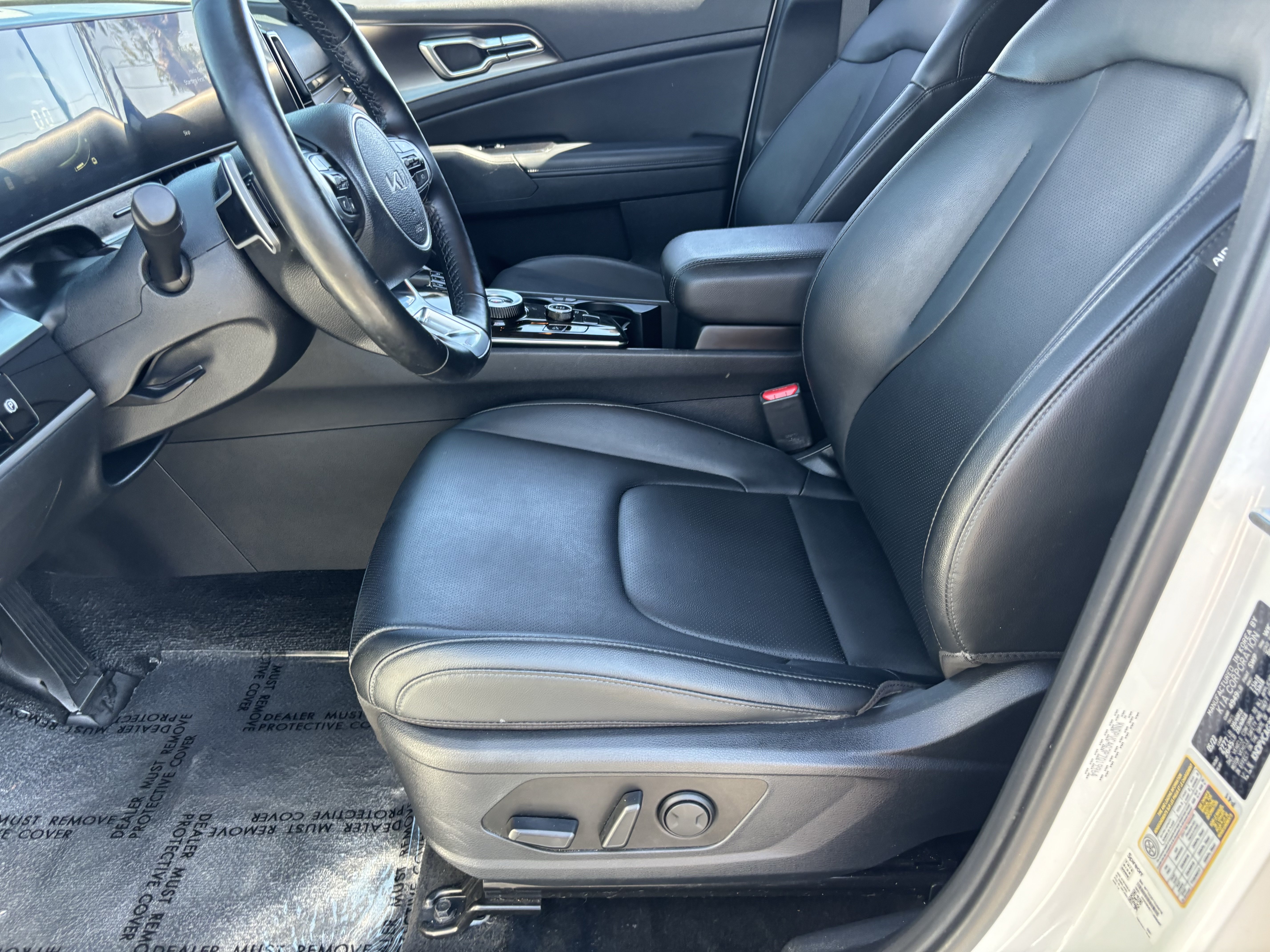 Certified 2023 Kia Sportage EX AWD/4WD image 17