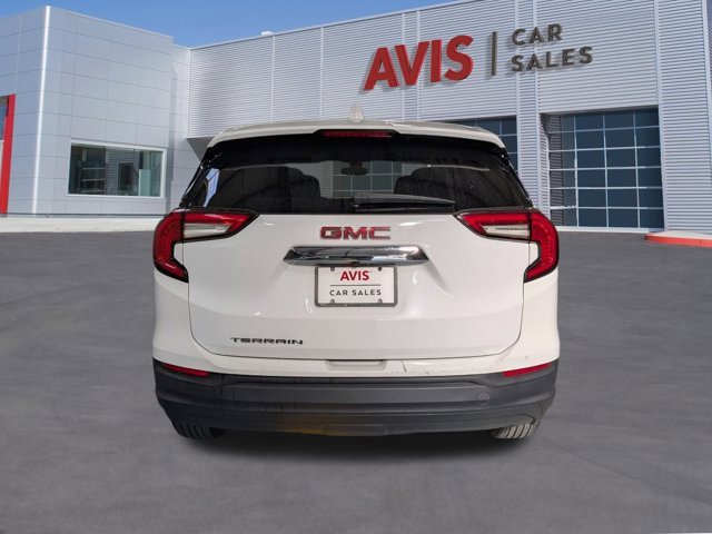 Used 2024 GMC Terrain SLE image 7