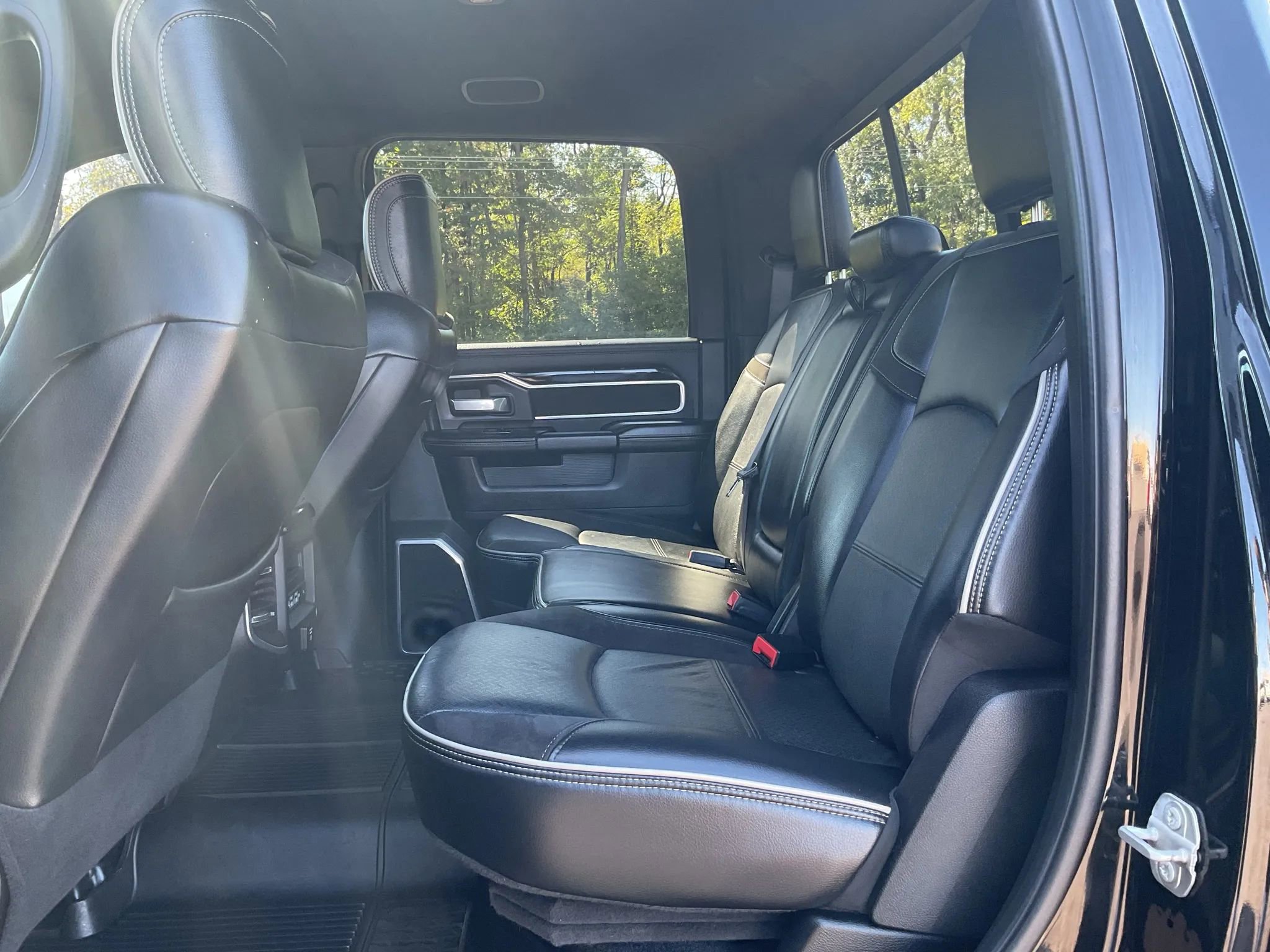 Used 2020 RAM 2500 Laramie image 37