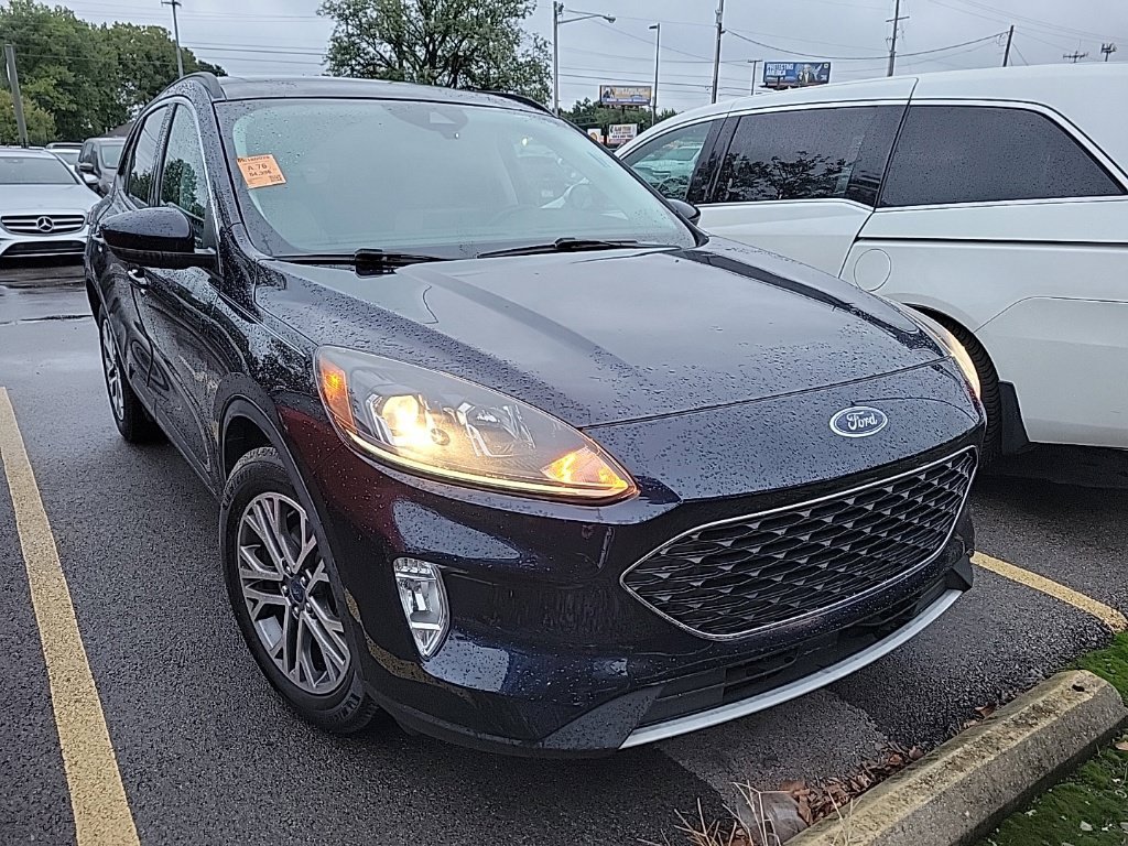 Used 2021 Ford Escape SEL w/ Technology Package FWD image 3