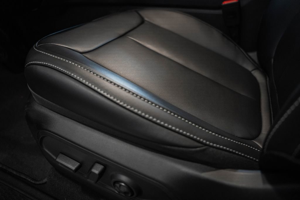 New 2025 Jeep Grand Cherokee Limited image 36