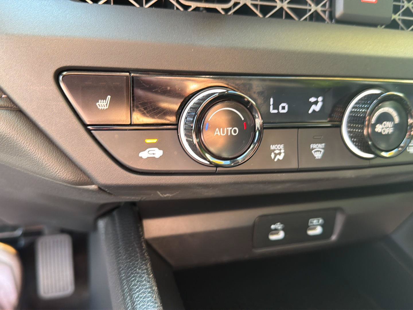 Used 2025 Honda Accord SE image 25