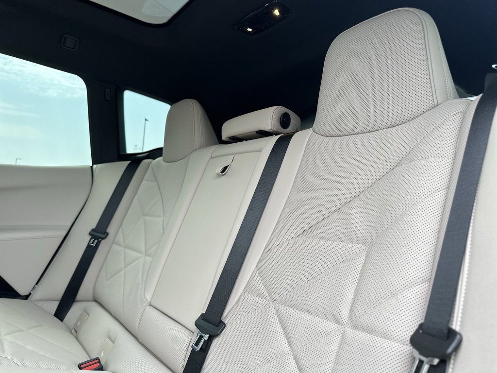 New 2026 BMW iX xDrive60 image 20