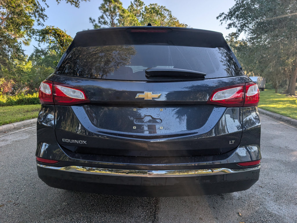 Used 2018 Chevrolet Equinox LT w/ Sun & Infotainment Package FWD image 7