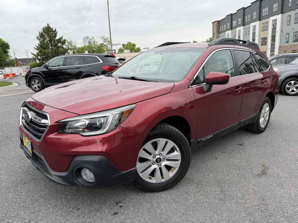 Used 2018 Subaru Outback 2.5i Premium AWD/4WD image 3