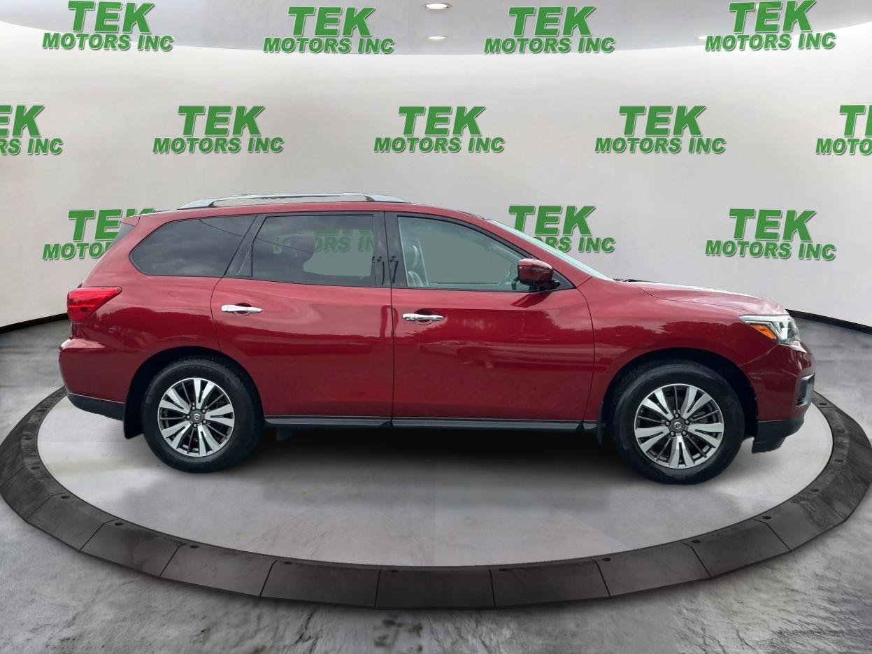 Used 2017 Nissan Pathfinder SL w/ SL Premium Package FWD image 5