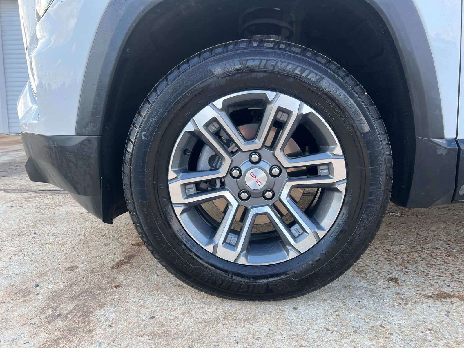 Used 2025 GMC Terrain Elevation image 7