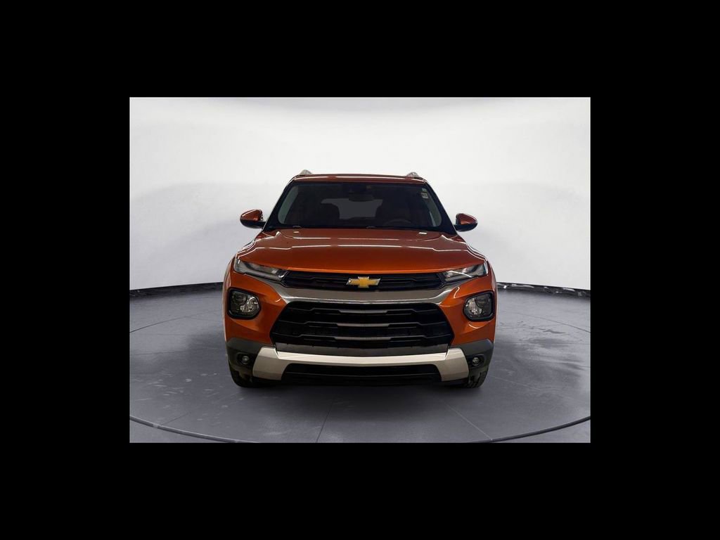 Used 2022 Chevrolet TrailBlazer LT w/ Driver Confidence Package AWD/4WD image 9