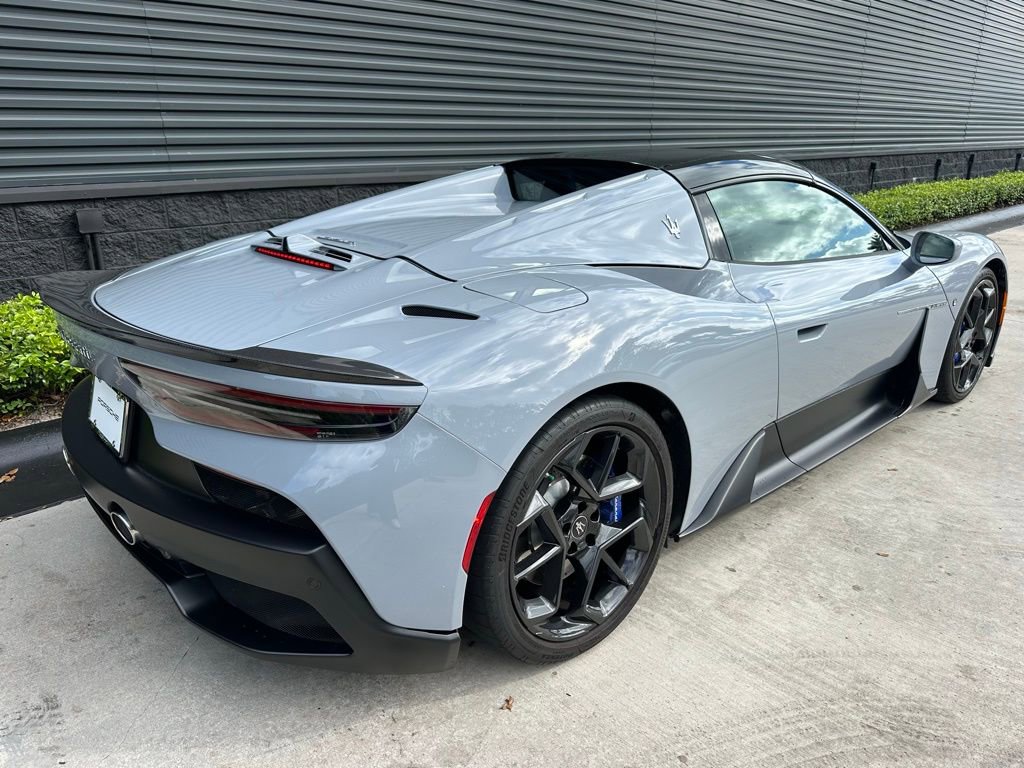 Used 2023 Maserati MC20 Spyder image 9