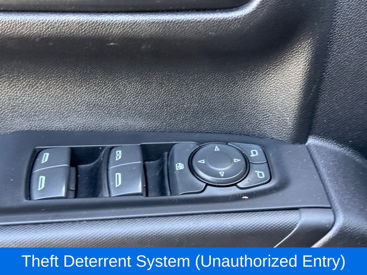 Used 2023 Chevrolet Silverado 1500 Custom image 22