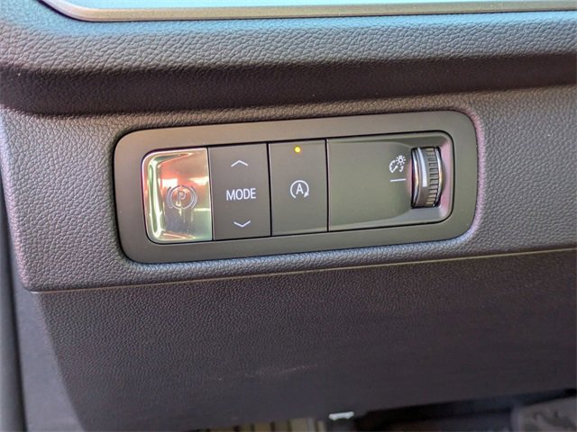 New 2026 Chevrolet Traverse LT w/ Driver Confidence Package image 13