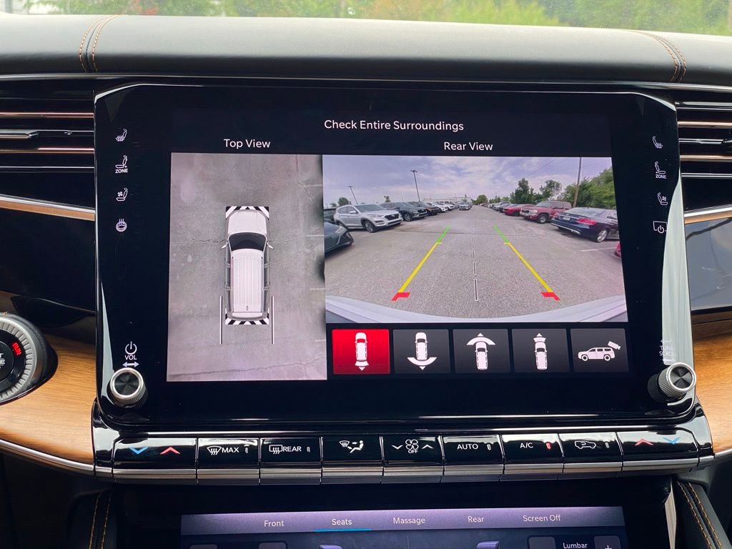 Used 2024 Jeep Grand Wagoneer L Series III image 15