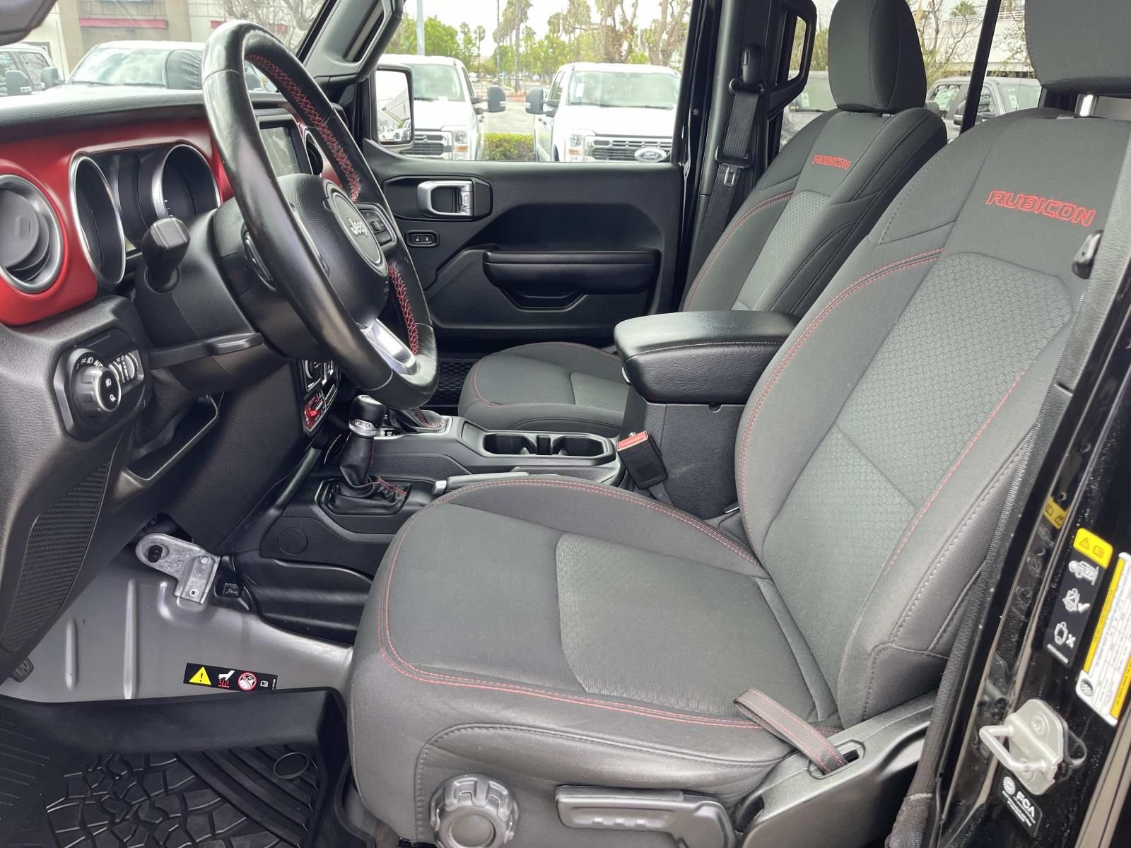 Used 2021 Jeep Gladiator Rubicon AWD/4WD image 18