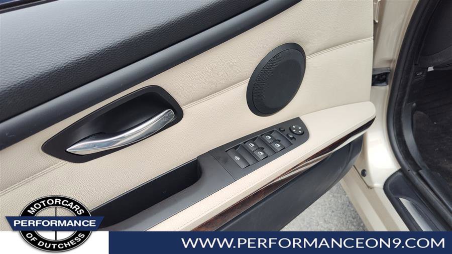 Used 2013 BMW 328i Convertible RWD image 15