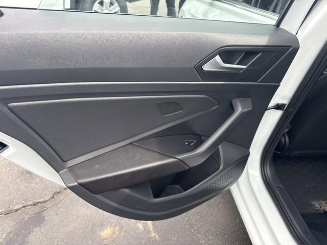 Used 2023 Volkswagen Jetta S image 19